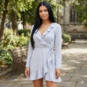 NWOT Aritzia Sunday Best Satin Wrap Dress - Pearl Gray - Size 4 - Coquette